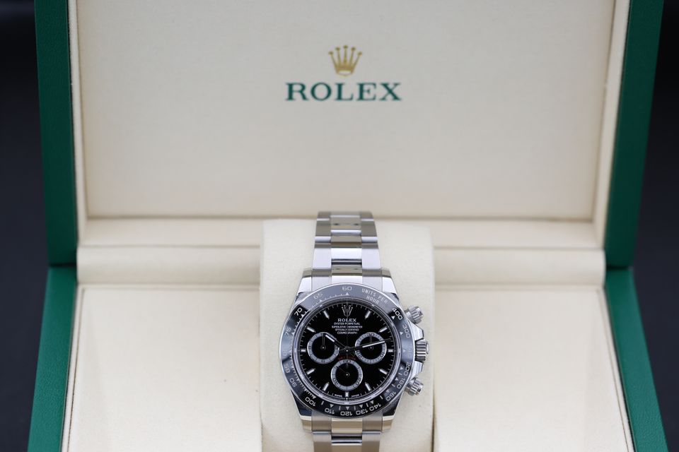 Rolex Daytona 126500 LN Image 4